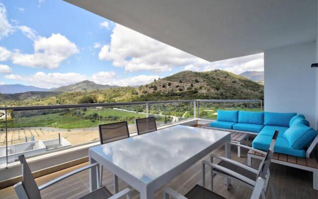 Luxury Flat- Sea, Golf and Mountain Views