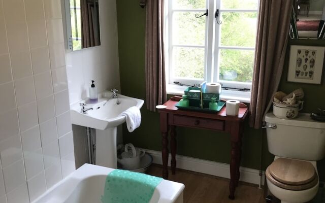 Lower Buckton Country House