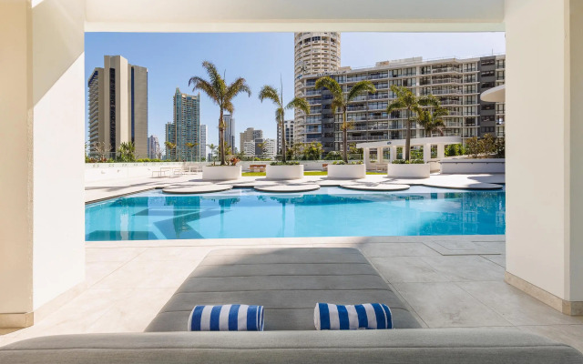 Meriton Suites Surfers Paradise