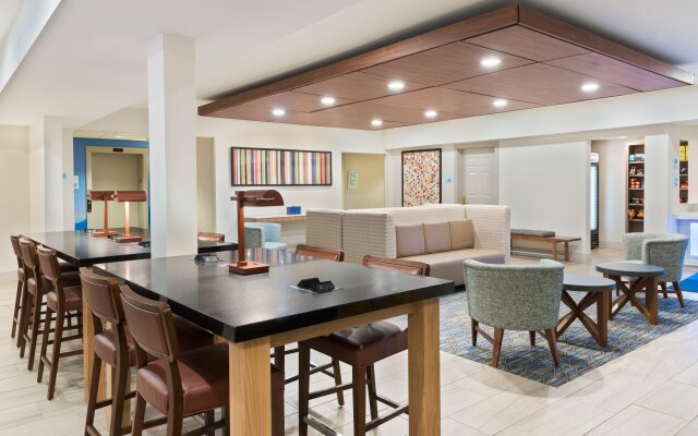 Home2 Suites by Hilton Columbus Airport East Broad