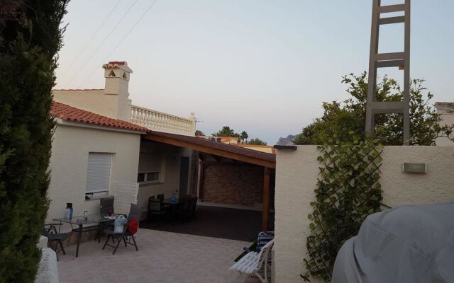 Villa With 2 Bedrooms in Calpe, With Wonderful Mountain View, Private