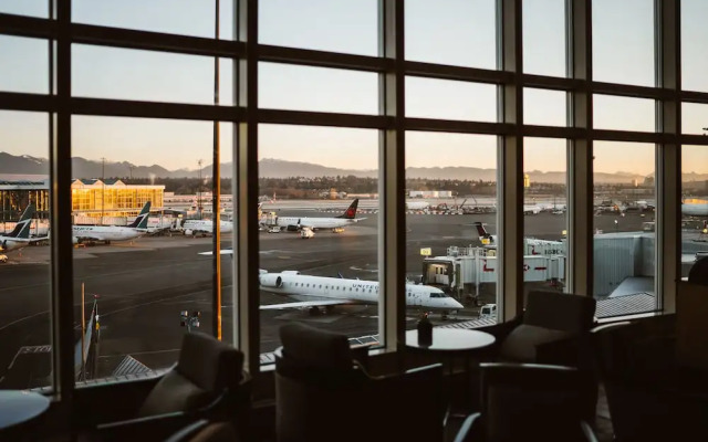 Fairmont Gold at Fairmont Vancouver Airport