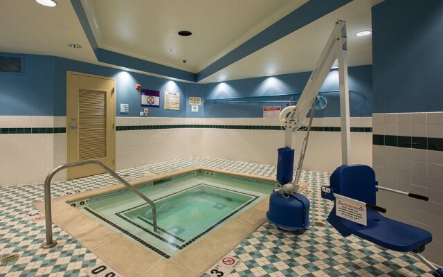 Holiday Inn Express Castro Valley - I-580 by IHG