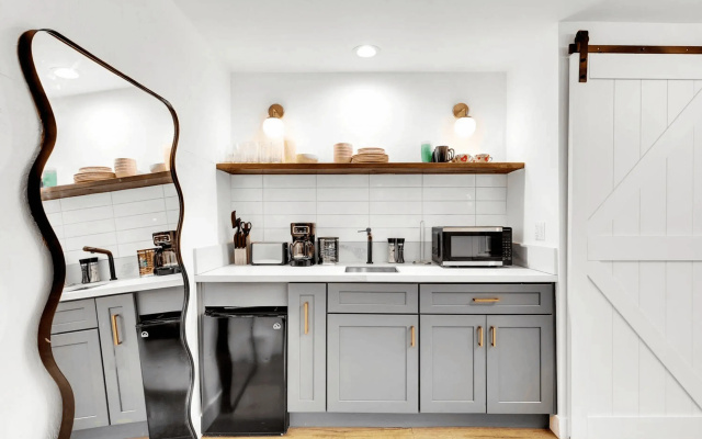 Dos Palos by Avantstay Mod Hollywood Sanctuary