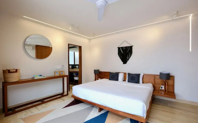 408 Luxurious Apt King Bed