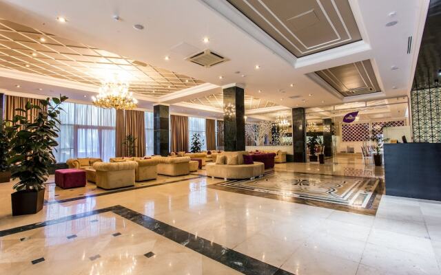 Golden Mir Hotel & Spa