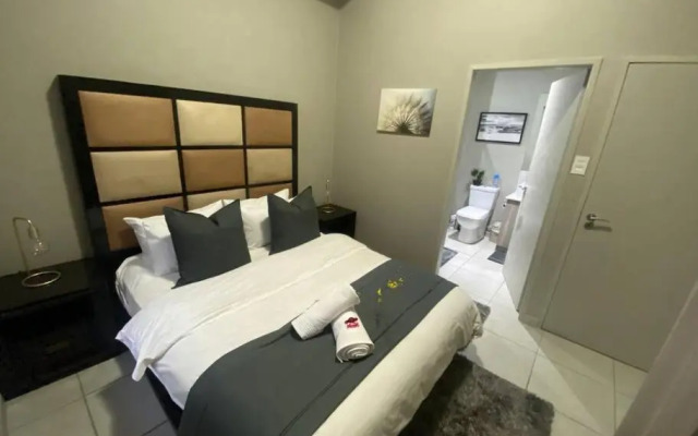 Stylish Dante’s 1-bedroom condo free Wifi & Cinema