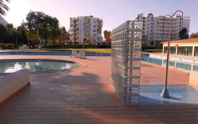 Apartment With one Bedroom in Portimão, With Shared Pool, Furnished Balcony and Wifi