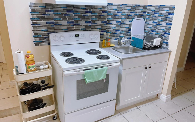 Home2Home Banff Trail Suite A