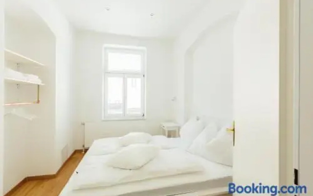 The newPAST Apartment