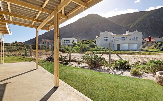 The Beach Cottage Betty's Bay