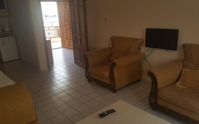 Elegant Baronessa Apart Hotel