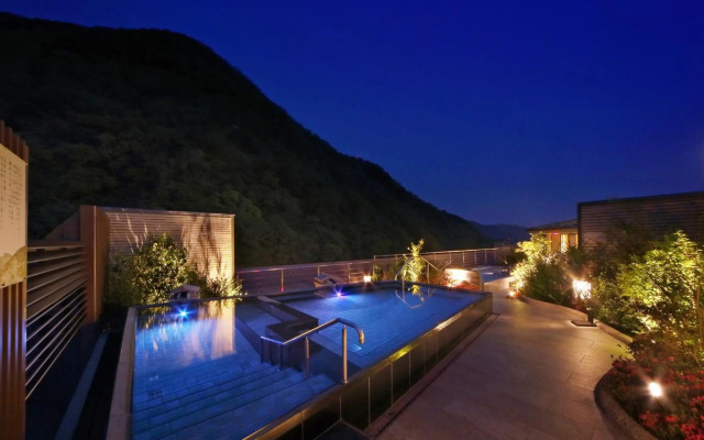 Asaya Hotel