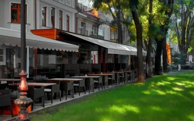 Palais Royal Hotel