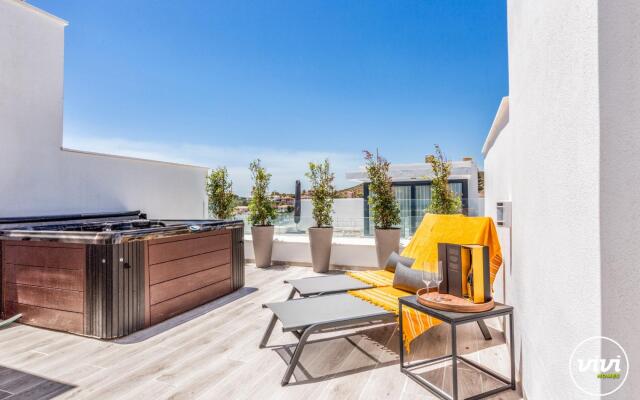 Zumo in Fuengirola with 3 bedrooms and 2 bathrooms
