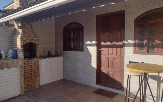 Casa aconchegante com piscina e churrasqueira