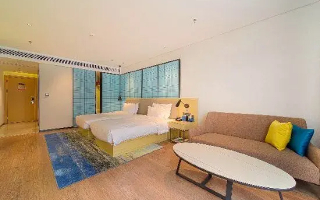 Echarm Hotel (Foshanxi Railway Station Luocun)