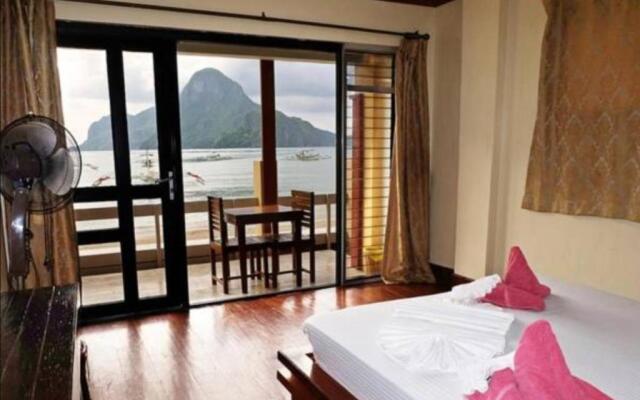 El Nido Beach Hotel