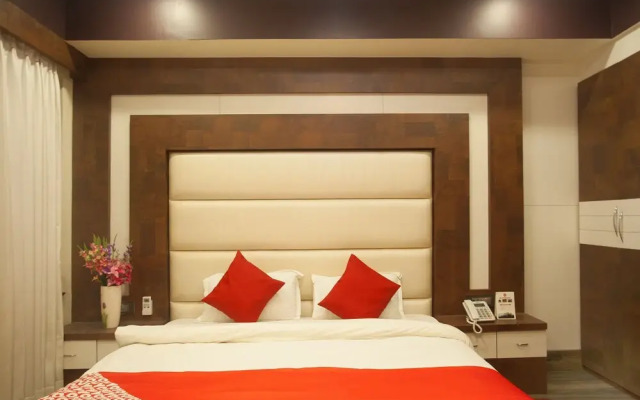 OYO 576 Hotel Daniel