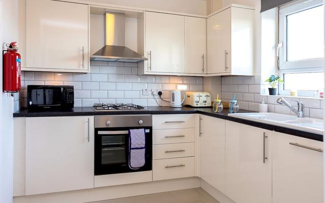 Newly Renovated 2 Bed in Stylish Southwark