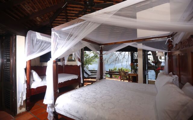 Caille Blanc Villa & Hotel - Adults Only