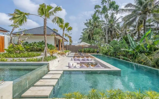 Villa The Kayu by GORO