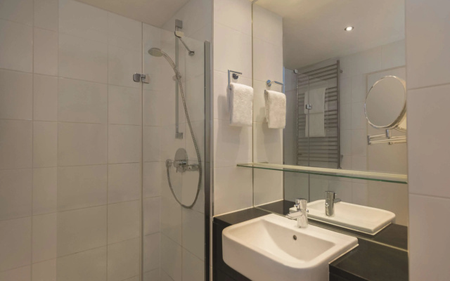 Adina Apartment  Berlin CheckPoint Charlie