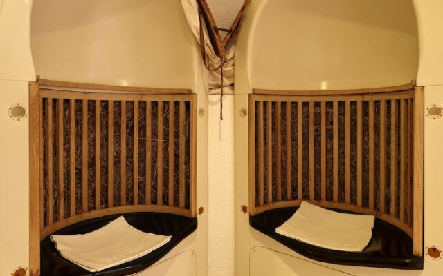 Ahrner Wirt Apartments