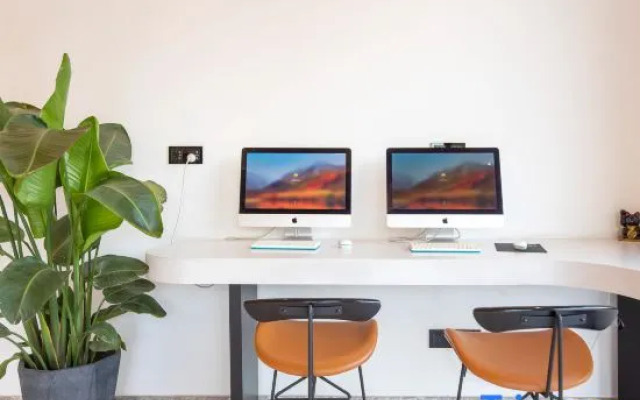 Su Shi Light Luxury Hotel (Shanghai Wujiaochang Fudan University Branch)