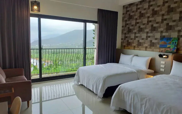 Chulu Manor Hotel