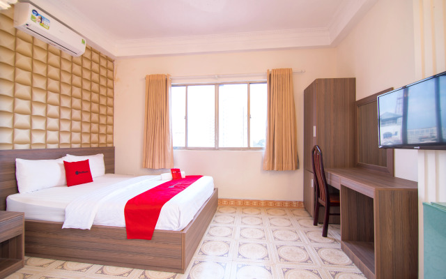 Tan Hoang Long Hotel District 5