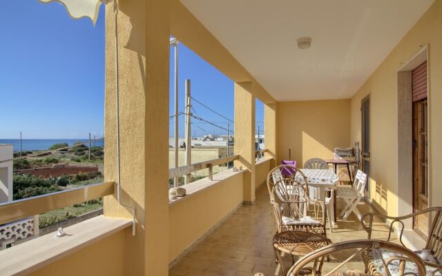 Casa Silva, Front Beach