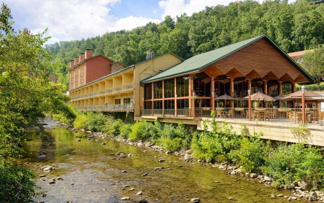 River Terrace Resort & Convention Center