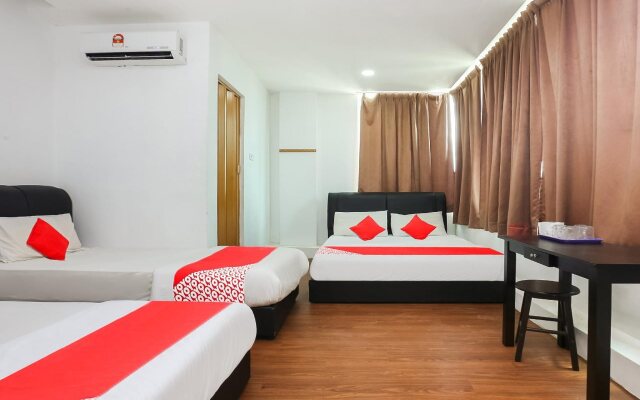 OYO 717 MR J Hotel Wakaf Che Yeh 2
