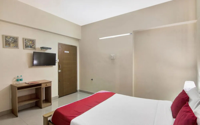 OYO 12458 SilverKey Madhapur