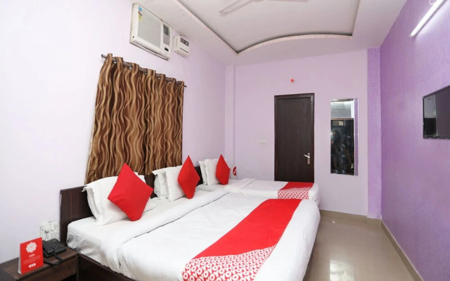OYO 14983 Gawala Ashram