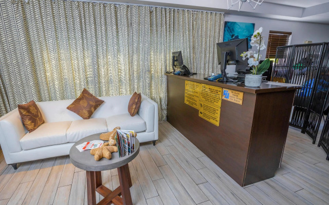 Seaside All Suites Hotel