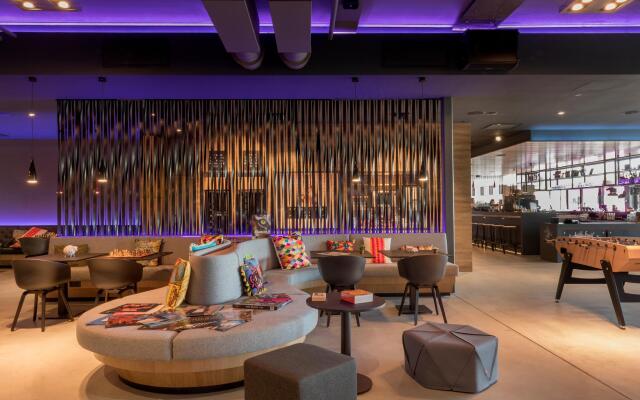 X Hotel
