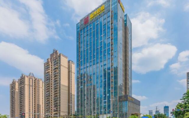 Royal Stars Apartment (Zhujiang New Town Branch)