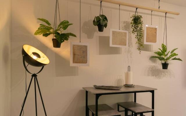 Superbe Appart Plein Centre avec Parking & Jardin