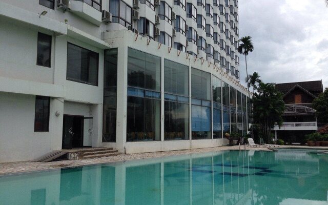 Diamond River Ping Petch-Ngam Hotel