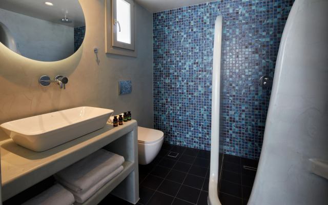 Mountain and Sea Suites