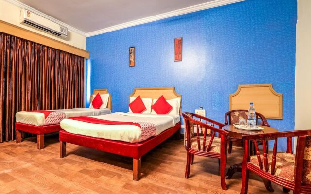 OYO 12237 Luxury Villas