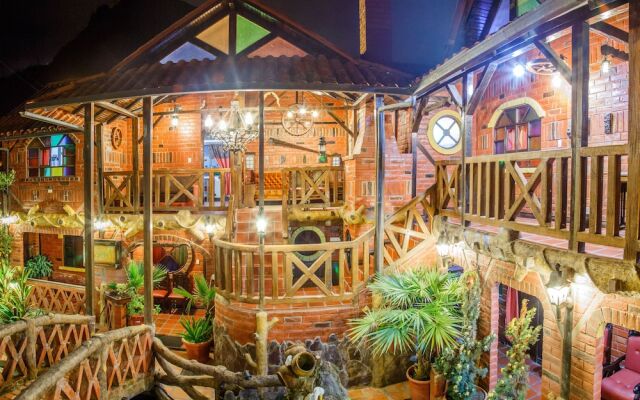 Hosteria Jardines de Chamana
