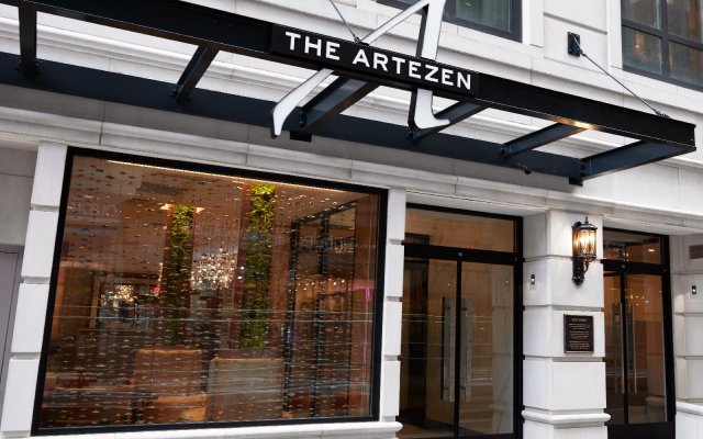 Artezen Hotel