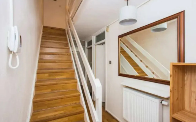 Spacious Central 3 Bedroom Apartment in Old Street