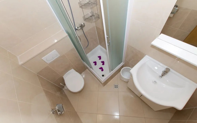 Anka - Amazing Location - SA4