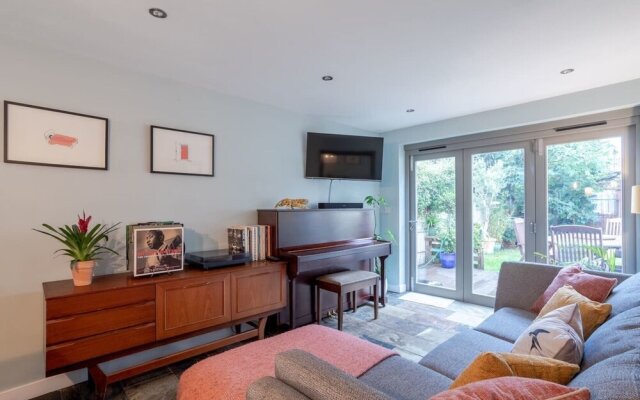 Stylish and Cosy Home in Central Cambridge