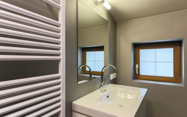 Cozy Apartment in Neukirchen am Großvenediger With Parking