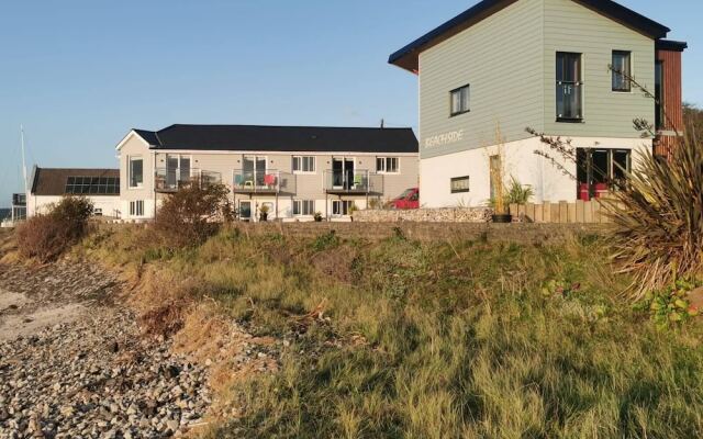 Beach House with Hot tub and Sauna
